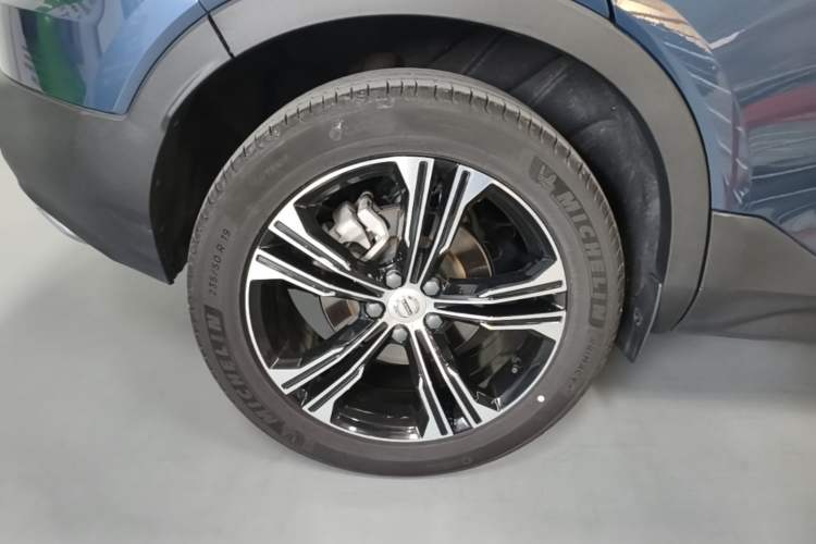 Used Volvo XC40 2020 T4 Four-Wheel Drive Smart Luxury Edition Right Rear Wheel Hub
