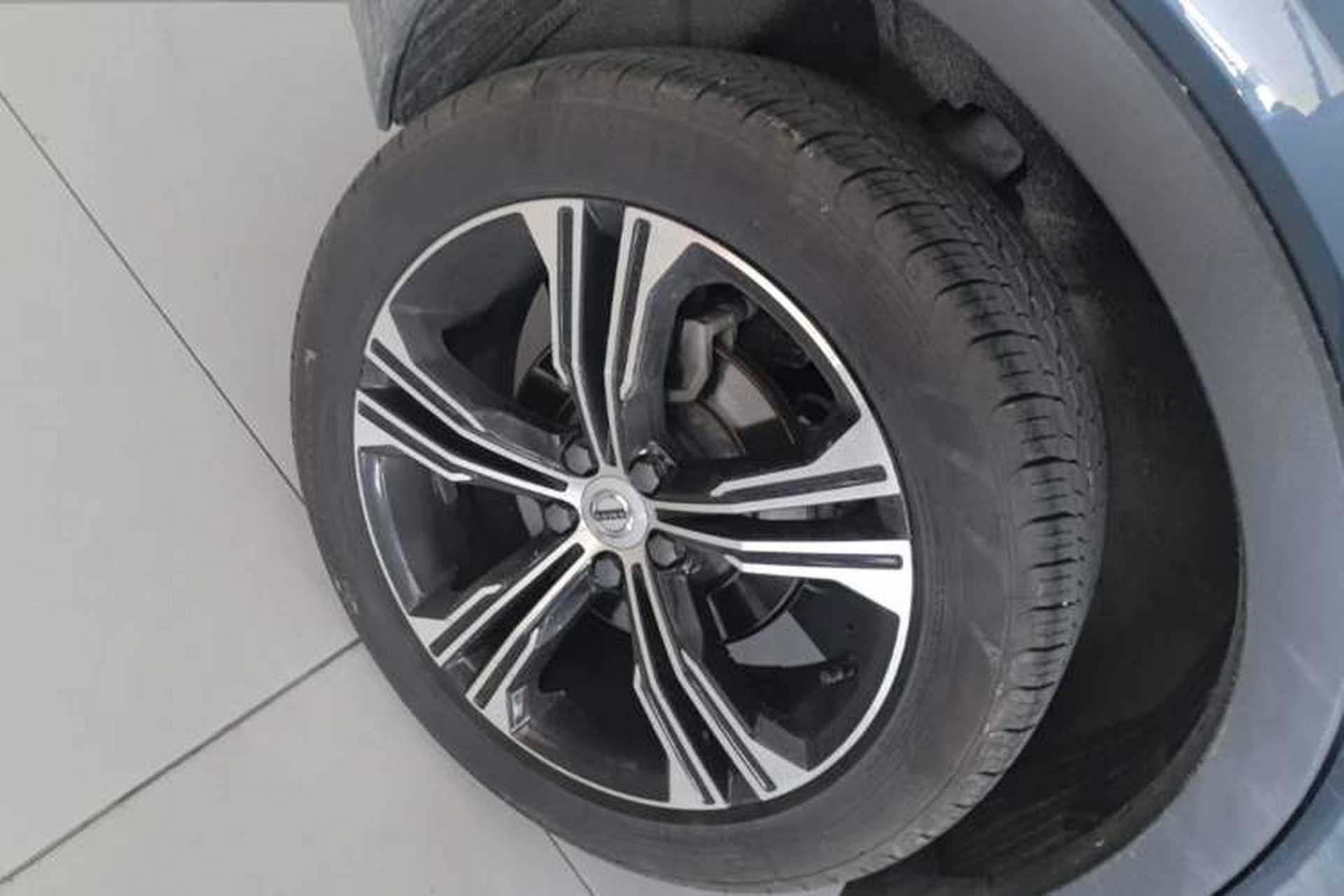 Used Volvo XC40 2020 T4 Four-Wheel Drive Smart Luxury Edition Right Rear Wheel Hub