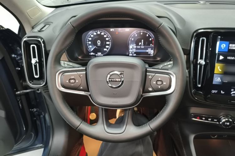 Used Volvo XC40 2020 T4 Four-Wheel Drive Smart Luxury Edition Steering Wheel