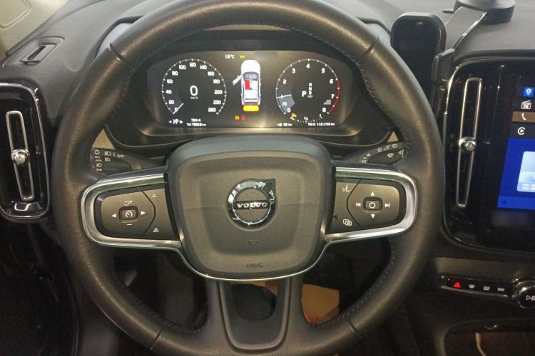Used Volvo XC40 2020 T4 Four-Wheel Drive Smart Luxury Edition Steering Wheel