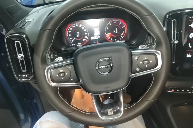 Used Volvo XC40 2020 T4 Four-Wheel Drive Smart & Sporty Edition Steering Wheel
