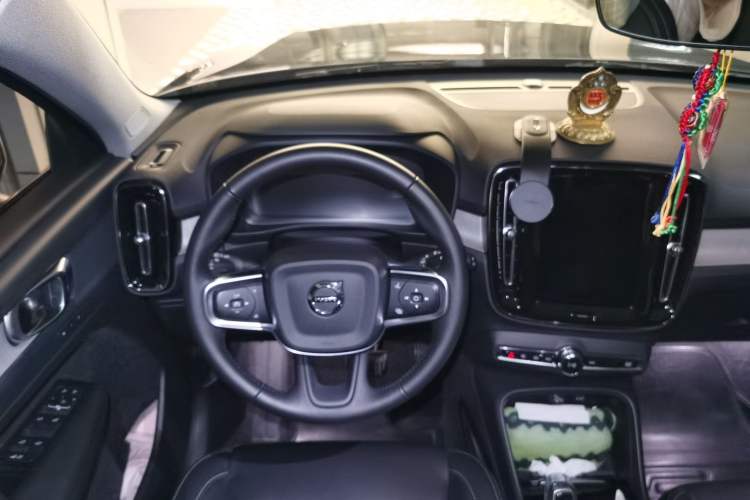 Used Volvo XC40 2020 T4 Four-Wheel Drive Smart & Sporty Edition Steering Wheel