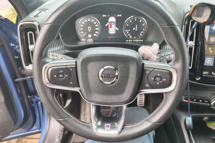 Used Volvo XC40 2020 T5 4x4 Zhiya Sport Edition Steering Wheel