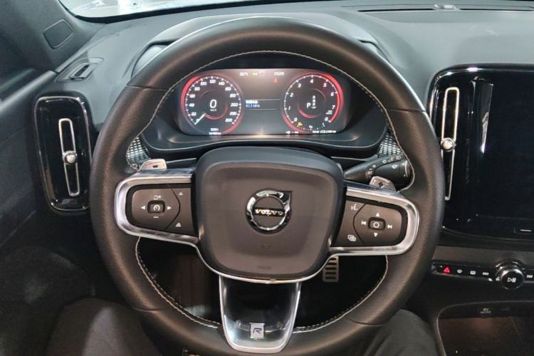 Used Volvo XC40 2020 T4 Four-Wheel Drive Smart & Sporty Edition Steering Wheel