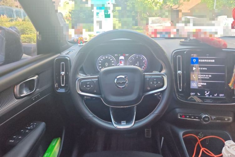 Used Volvo XC40 2020 T4 Four-Wheel Drive Smart & Sporty Edition Steering Wheel