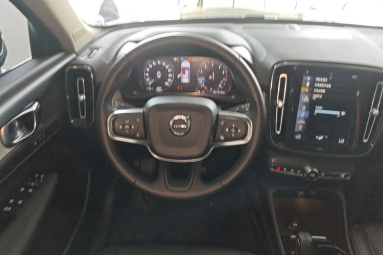 Used Volvo XC40 2020 T3 Zhiyuan Luxury Edition Steering Wheel