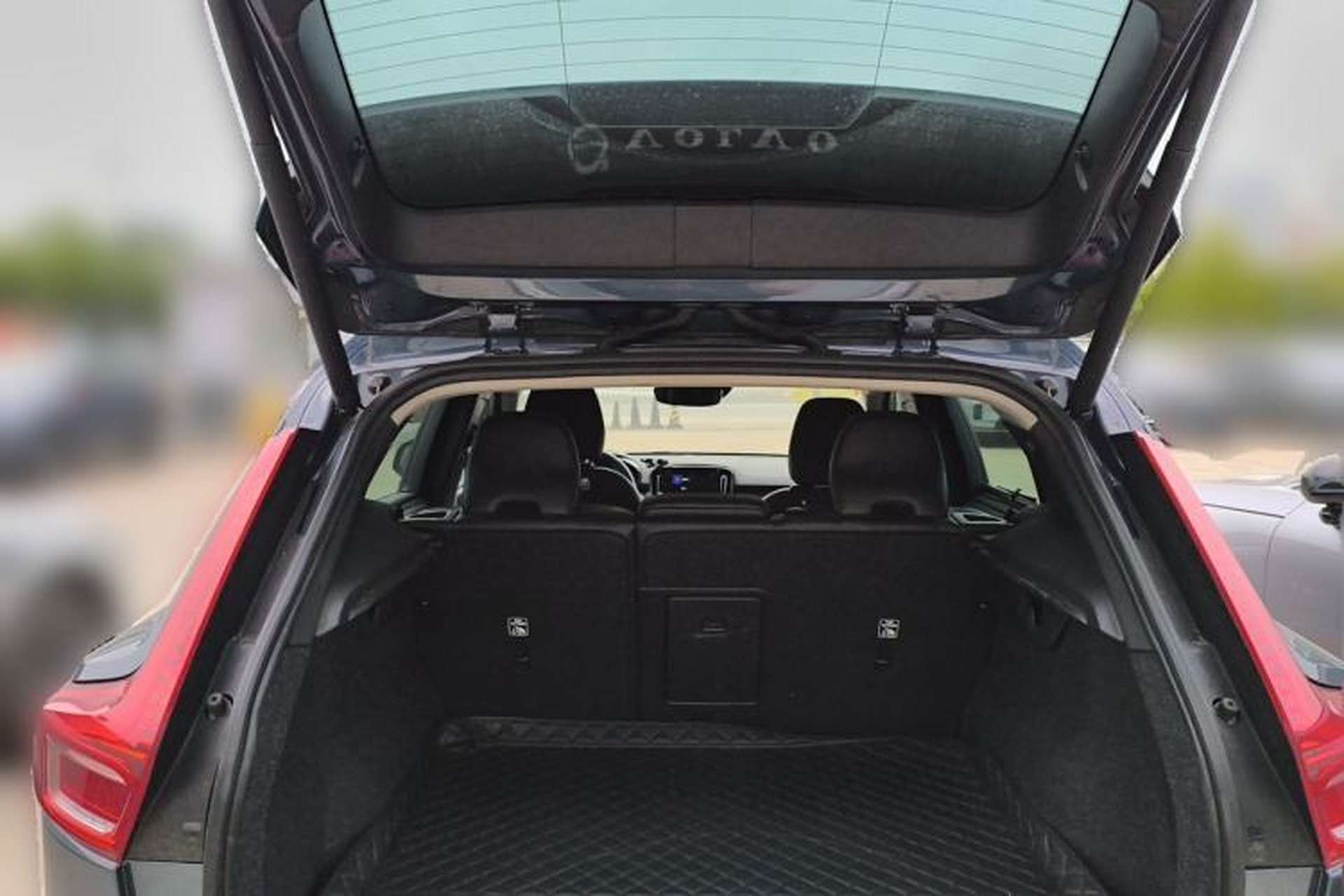 Used Volvo XC40 2020 T4 Four-Wheel Drive Smart Luxury Edition Trunk