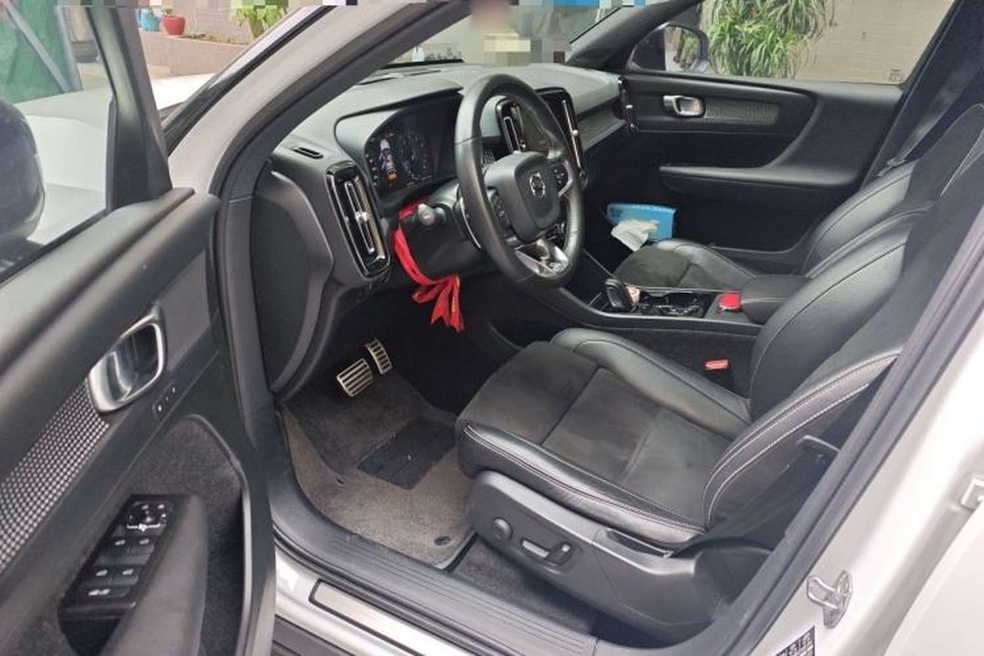 Used Volvo XC40 2020 T4 Four-Wheel Drive Smart & Sporty Edition Driver Seat