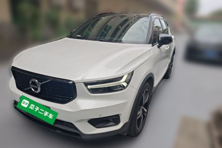 Used Volvo XC40 2020 T4 Four-Wheel Drive Smart & Sporty Edition Guazi used car, China used car export, Used car for sale, Used cars, Cheapest cars for sale
