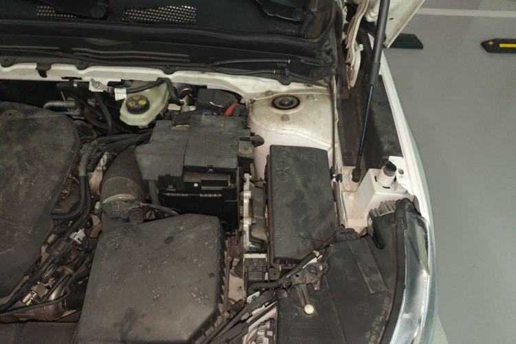Used Volvo XC40 2020 T4 Four-Wheel Drive Smart & Sporty Edition Engine Bay Left