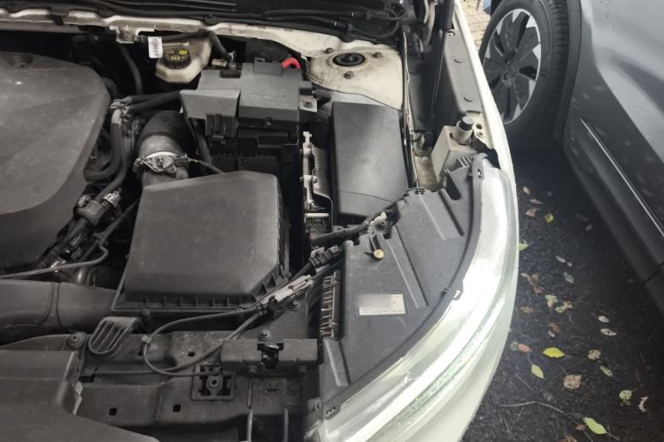 Used Volvo XC40 2020 T4 Four-Wheel Drive Smart & Sporty Edition Engine Bay Left