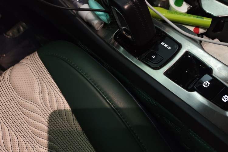 Used Volvo XC40 2020 T3 Zhiyuan Luxury Edition Gear Lever