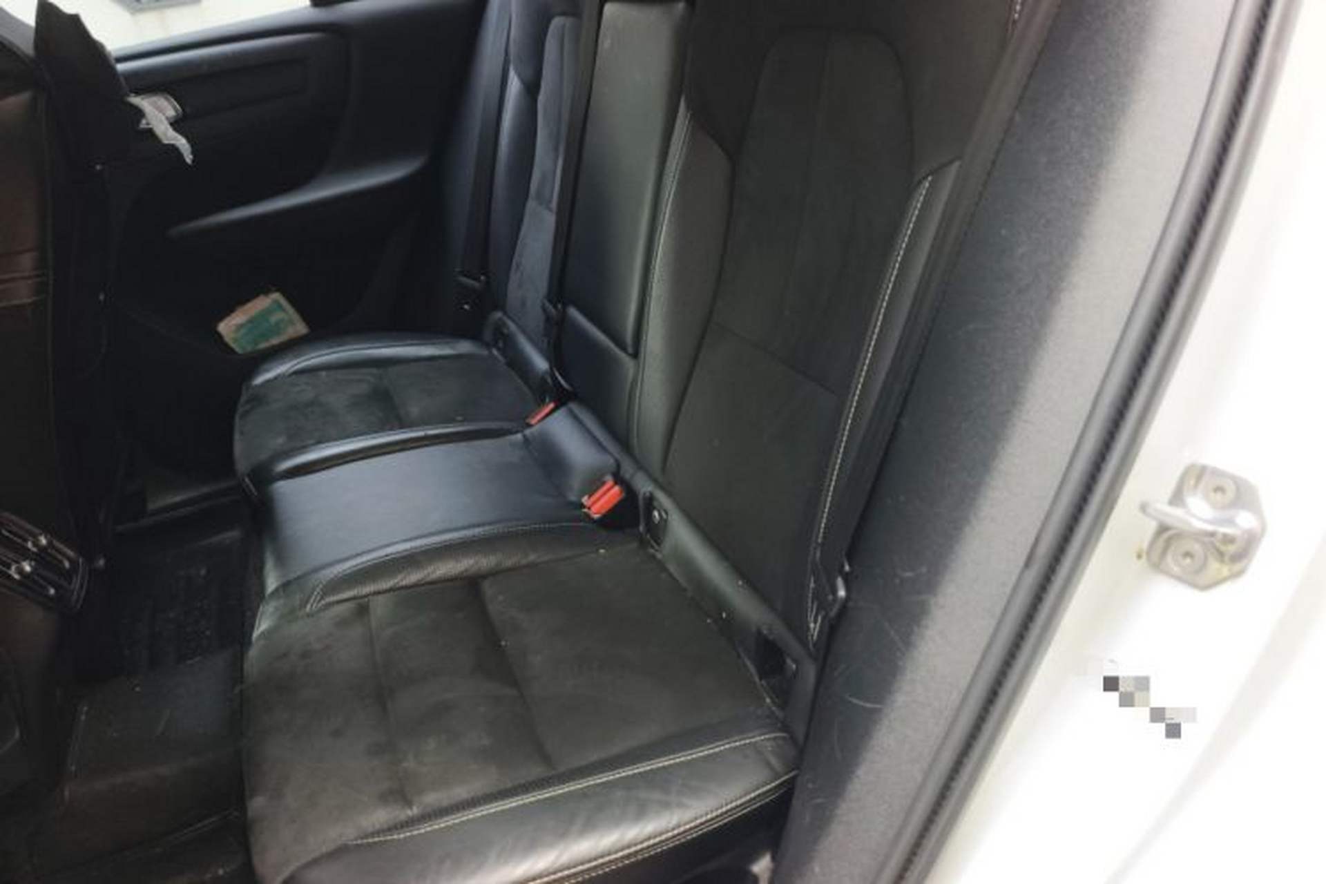 Used Volvo XC40 2020 T4 4x4 Smart Luxury Sport Edition Left Rear Seat