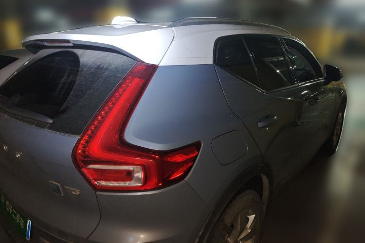 Used Volvo XC40 2020 T3 Smart & Stylish Edition Rear Right 45 Deg