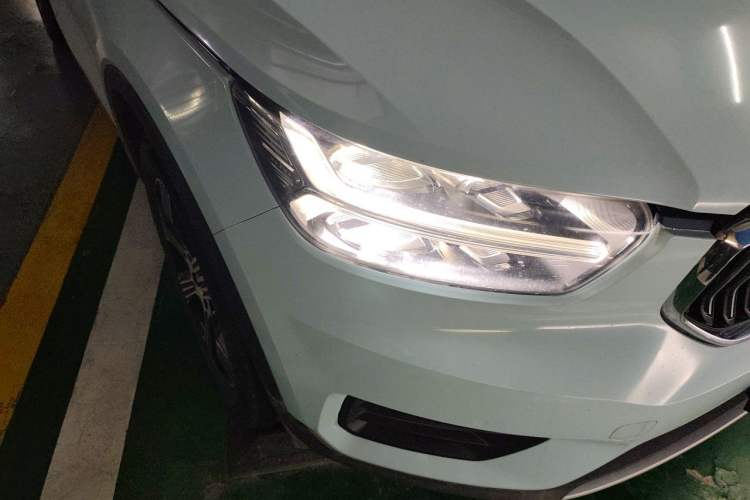 Used Volvo XC40 2020 T3 Zhiyuan Luxury Edition Right Front Headlight