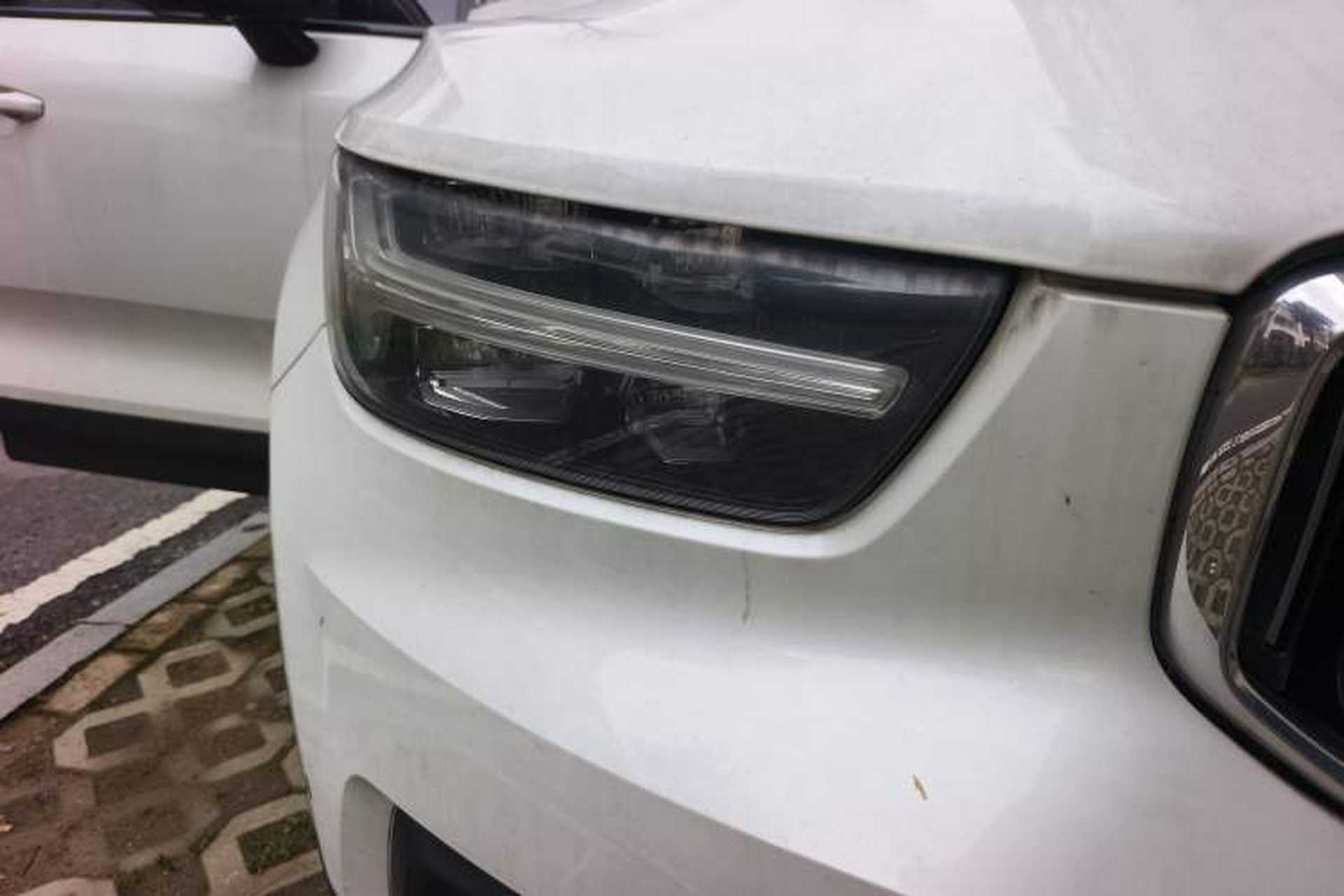 Used Volvo XC40 2020 T4 4x4 Smart Luxury Sport Edition Right Front Headlight