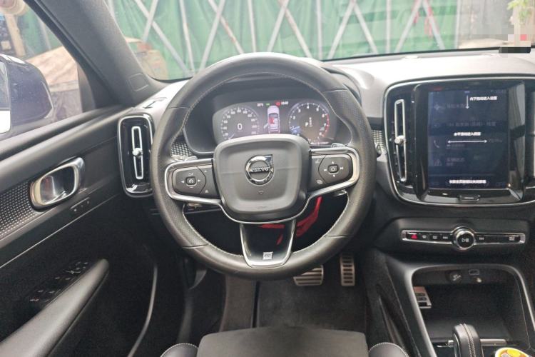 Used Volvo XC40 2020 T4 Four-Wheel Drive Smart & Sporty Edition Steering Wheel
