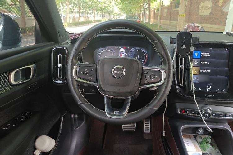 Used Volvo XC40 2020 T4 Four-Wheel Drive Smart & Sporty Edition Steering Wheel
