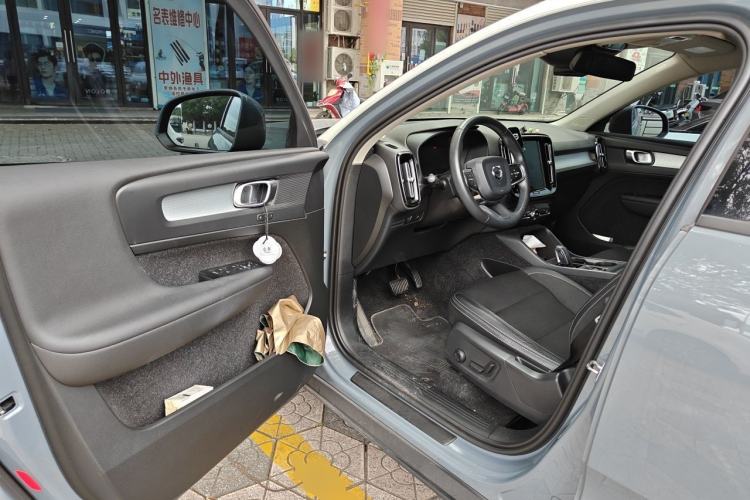 Used Volvo XC40 2020 T3 Smart & Stylish Edition Driver Seat