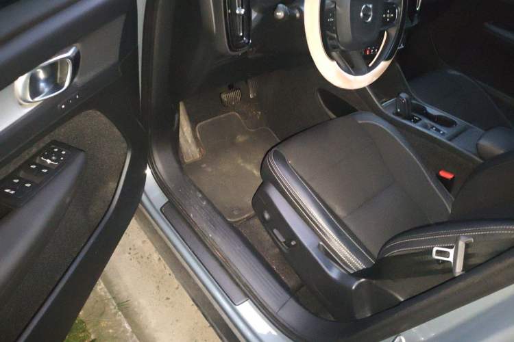Used Volvo XC40 2020 T3 Smart & Stylish Edition Driver Seat
