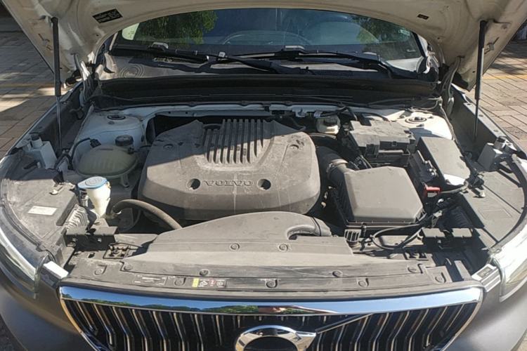 Used Volvo XC40 2020 T3 Smart & Stylish Edition Engine Bay