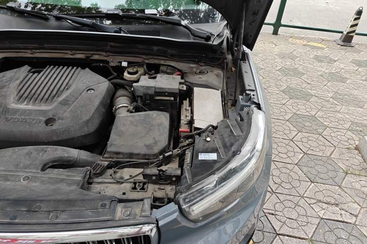 Used Volvo XC40 2020 T3 Smart & Stylish Edition Engine Bay Left
