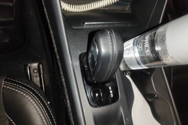 Used Volvo XC40 2020 T3 Smart & Stylish Edition Gear Lever