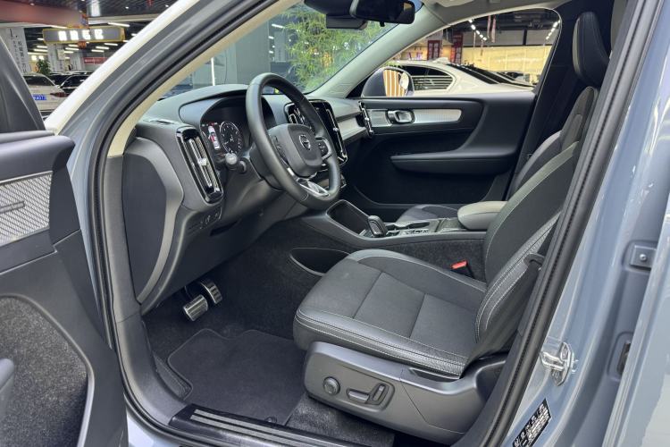 Used Volvo XC40 2020 T3 Smart & Stylish Edition Interior 5
