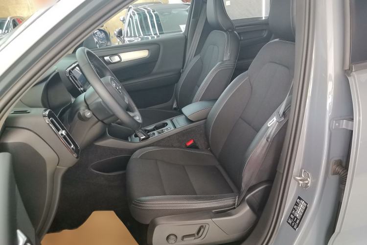 Used Volvo XC40 2020 T3 Smart & Stylish Edition Left Front Seat