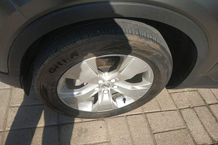Used Volvo XC40 2020 T3 Smart & Stylish Edition Left Front Wheel Hub