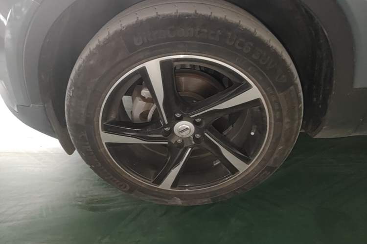 Used Volvo XC40 2020 T3 Smart & Stylish Edition Left Front Wheel Hub