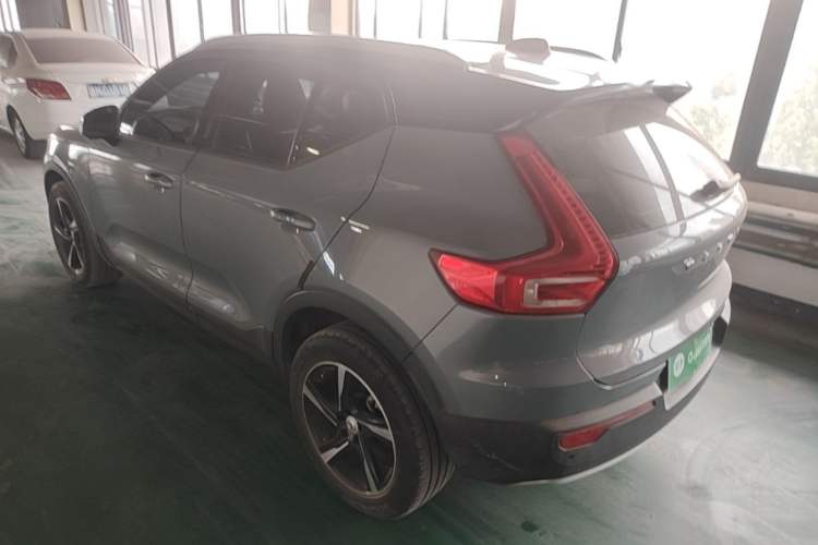 Used Volvo XC40 2020 T3 Smart & Stylish Edition Rear Left 45 Deg