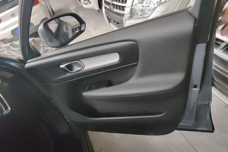 Used Volvo XC40 2020 T3 Smart & Stylish Edition Right Front Door Interior