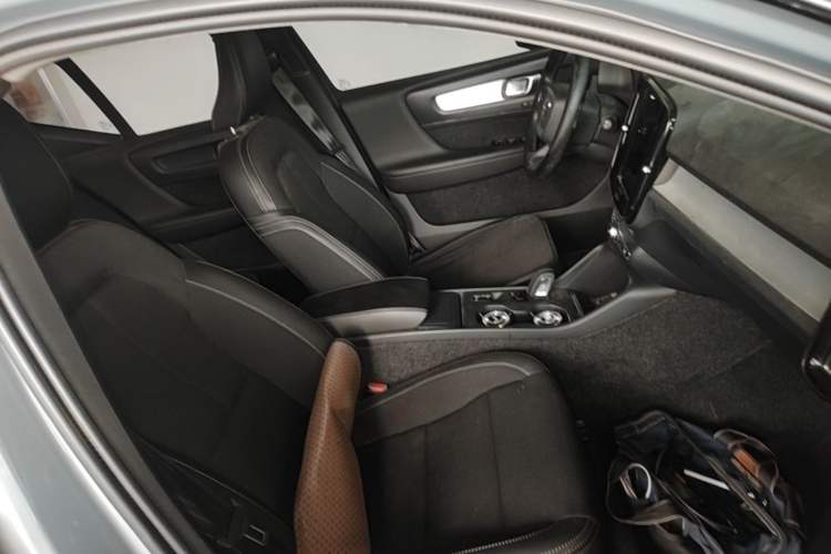 Used Volvo XC40 2020 T3 Smart & Stylish Edition Right Front Seat