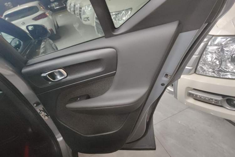 Used Volvo XC40 2020 T3 Smart & Stylish Edition Right Rear Door Interior