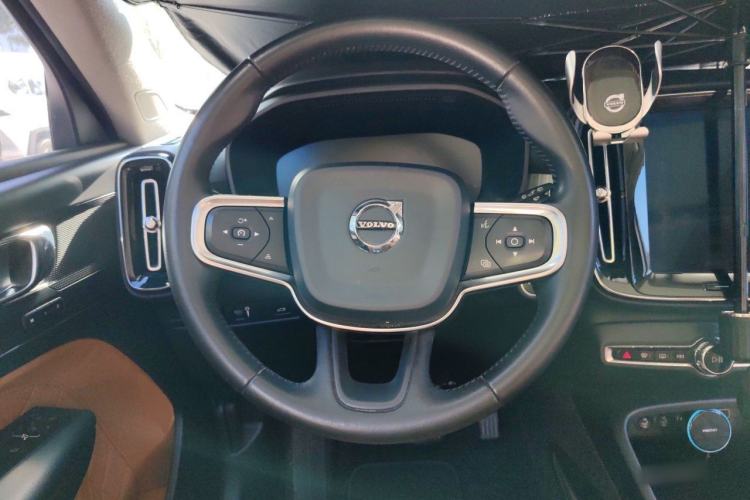 Used Volvo XC40 2020 T3 Smart & Stylish Edition Steering Wheel