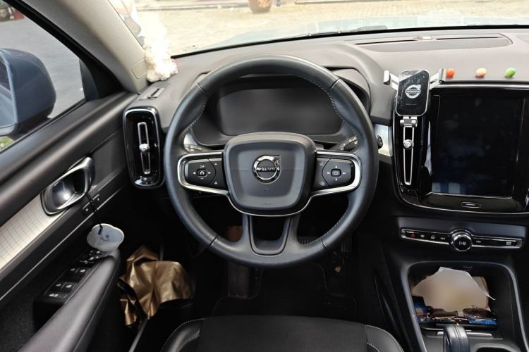 Used Volvo XC40 2020 T3 Smart & Stylish Edition Steering Wheel
