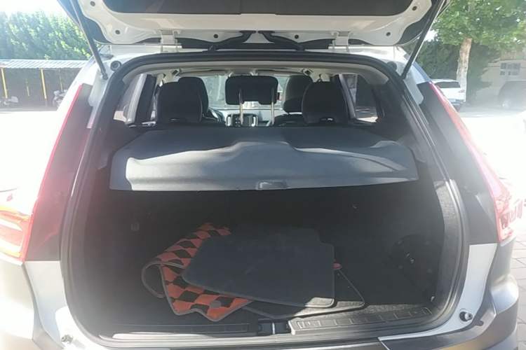 Used Volvo XC40 2020 T3 Smart & Stylish Edition Trunk