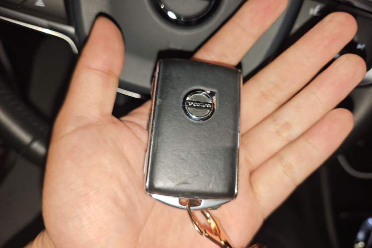 Used Volvo XC40 2020 T4 4x4 Zhiya Luxury Edition Vehicle Key