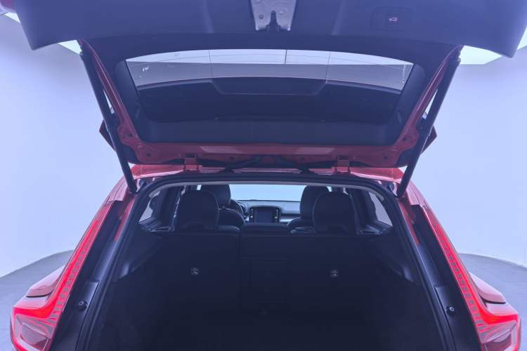Used Volvo XC40 2020 T3 Smart & Stylish Edition Interior 5