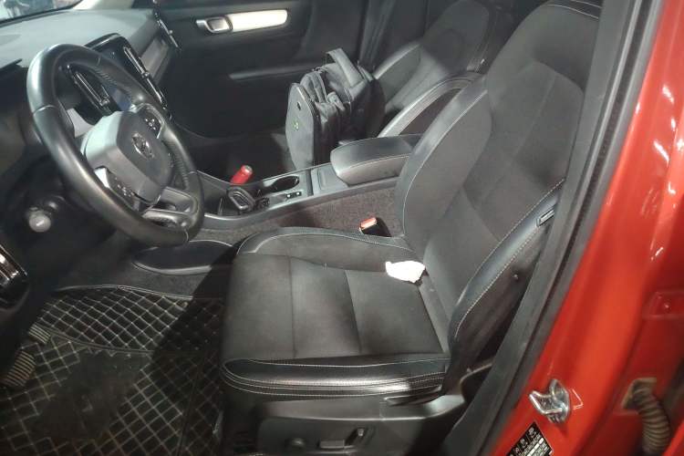 Used Volvo XC40 2020 T3 Smart & Stylish Edition Left Front Seat