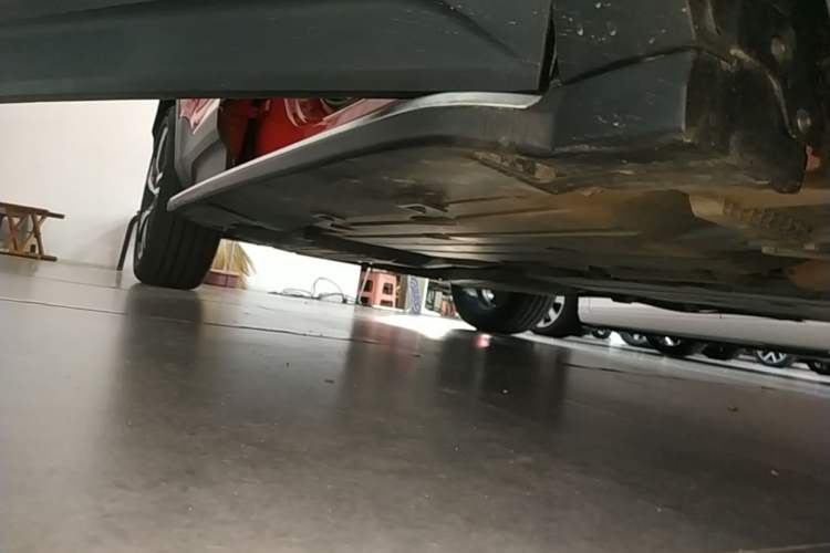Used Volvo XC40 2020 T4 Four-Wheel Drive Smart & Sporty Edition Right Side Sill