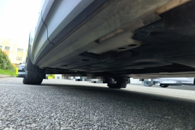 Used Volvo XC40 2020 T4 4x4 Smart Luxury Sport Edition Chassis Rear Left
