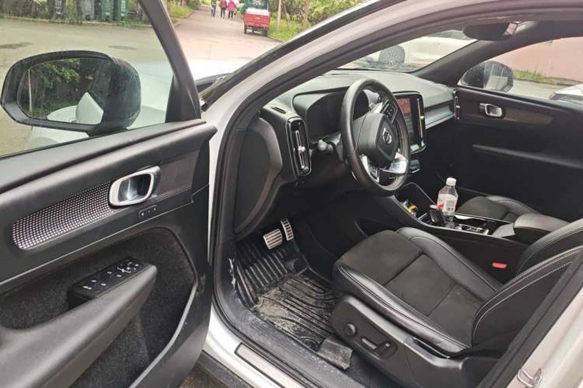 Used Volvo XC40 2020 T4 Four-Wheel Drive Smart & Sporty Edition Driver Seat