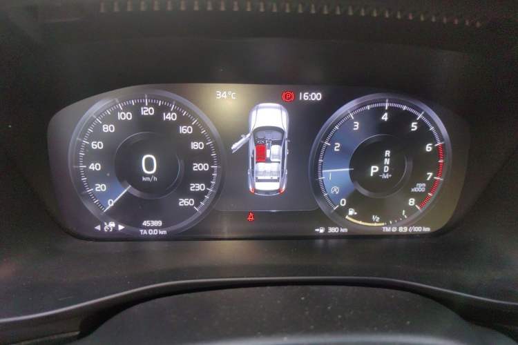Used Volvo XC40 2020 T4 Four-Wheel Drive Smart Luxury Edition Instrument Cluster
