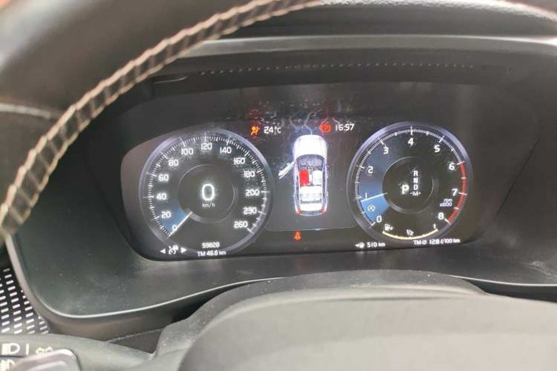 Used Volvo XC40 2020 T4 Four-Wheel Drive Smart & Sporty Edition Instrument Cluster
