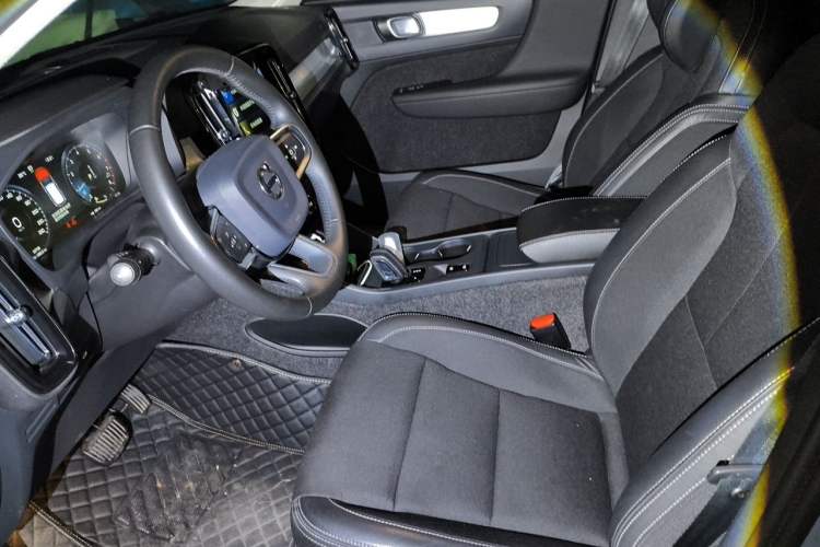 Used Volvo XC40 2020 T3 Smart & Stylish Edition Left Front Seat
