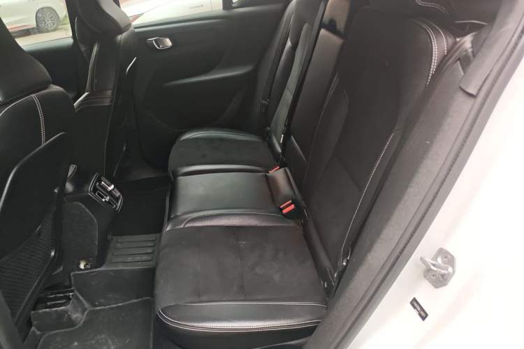 Used Volvo XC40 2020 T4 Four-Wheel Drive Smart & Sporty Edition Left Rear Seat