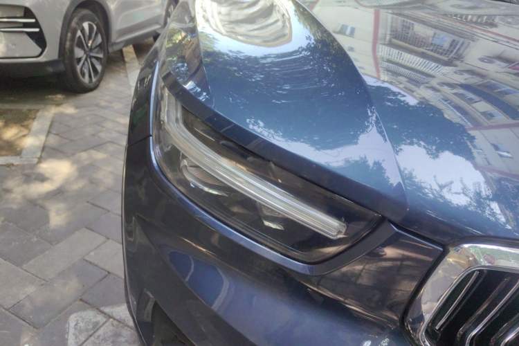 Used Volvo XC40 2020 T4 Four-Wheel Drive Smart Luxury Edition Right Front Headlight