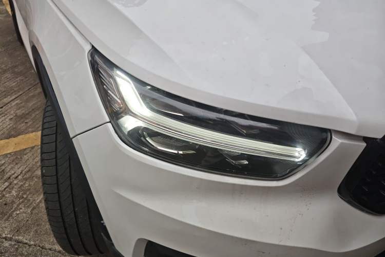 Used Volvo XC40 2020 T4 Four-Wheel Drive Smart & Sporty Edition Right Front Headlight